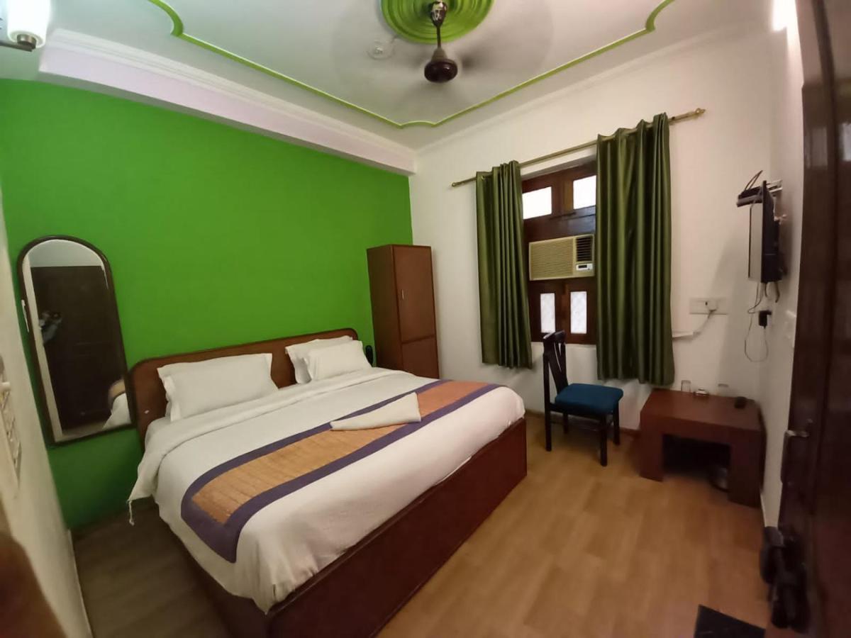 Hotel Shri Ram Nové Dillí Exteriér fotografie