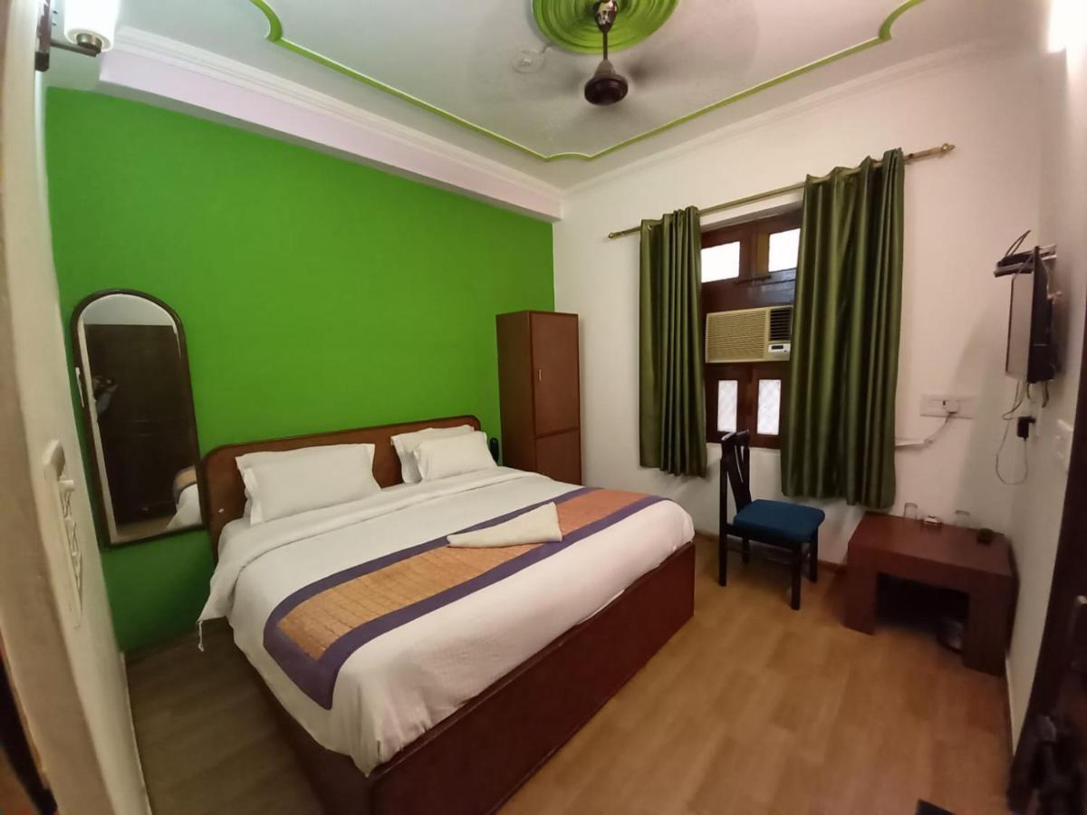 Hotel Shri Ram Nové Dillí Exteriér fotografie