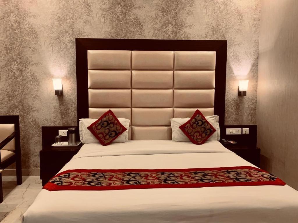 Hotel Shri Ram Nové Dillí Exteriér fotografie